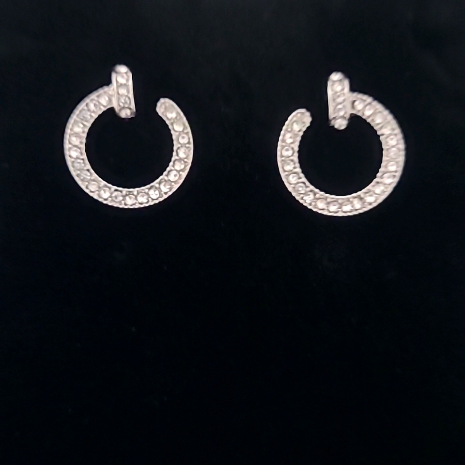 Vince Camuto Stud Back Ayla Earings Nib 20$